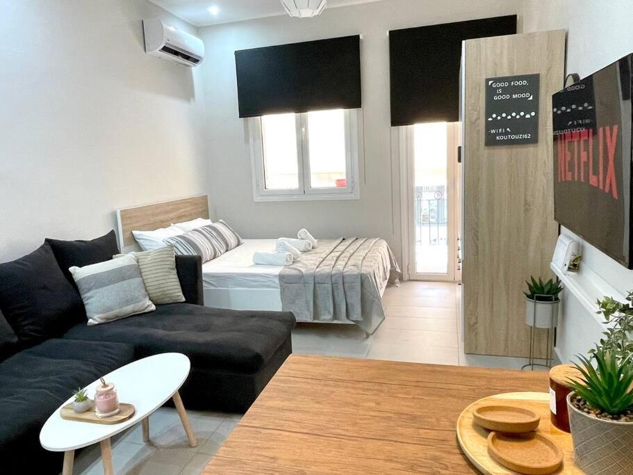 Апартаменты Urban Loft Downtown At Zakinthos Centre Закинтос Экстерьер фото